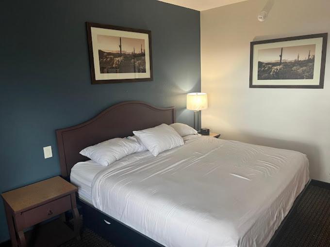 Tombstone Grand Hotel, A Baymont By Wyndham Extérieur photo